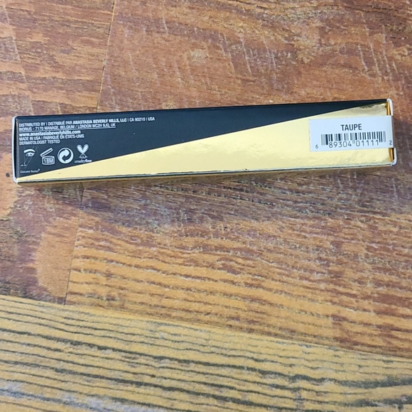 NEW Make up Set - Brushes, Moisturizer & Brow Gel Christmas gift idea - Picture 11 of 13